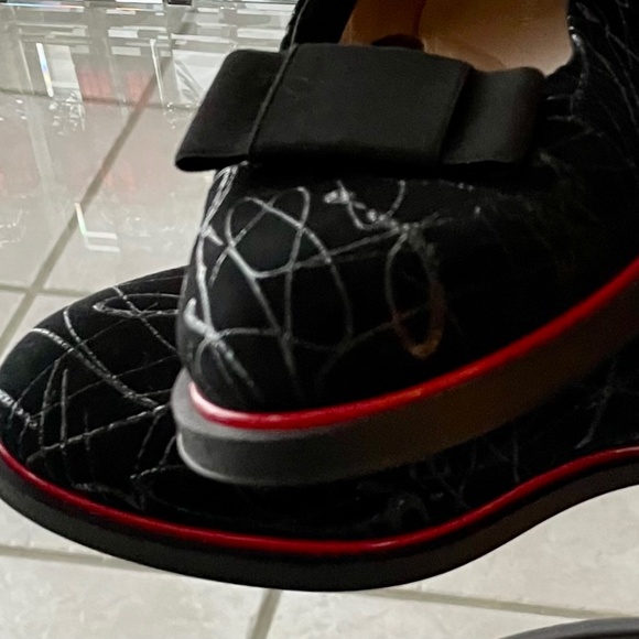 Like NEW  Beautiful Black Leather Loafers    37 - Picture 12 of 16